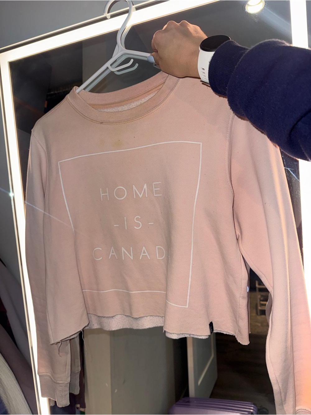 HOME IS CANADA Pink Cropped Sweatshirt